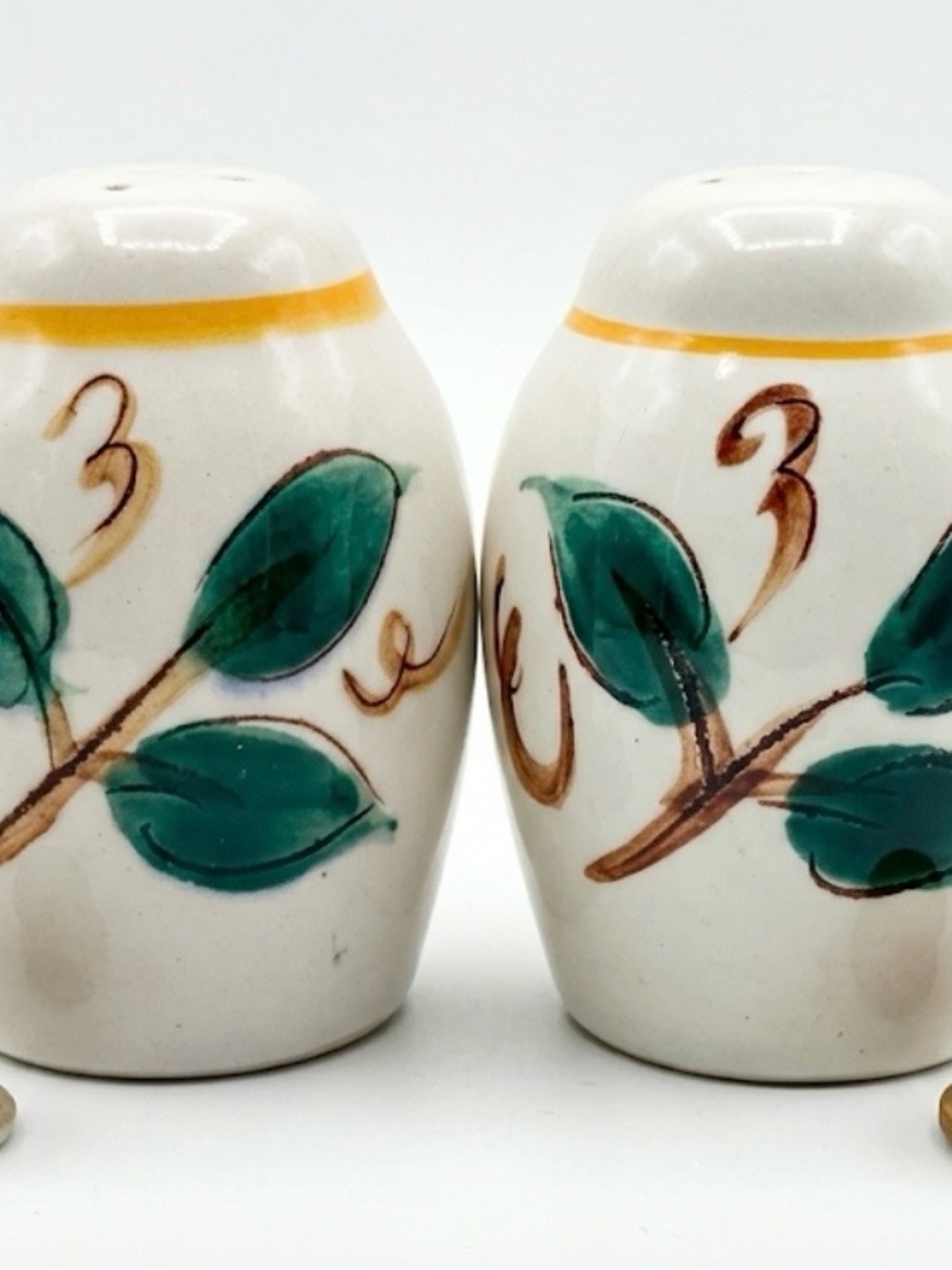 Hand-painted vintage Stangl Pottery salt, and pepper shakers